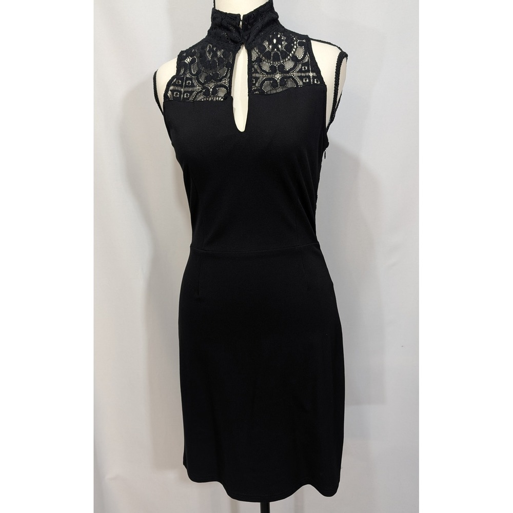 BB Dakota Black Lace High Neck Sheath Dress XS Front Keyhole
